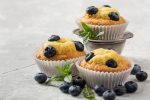 Koolhydraatarme muffins met blauwe bessen